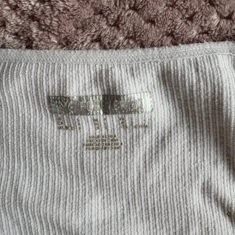 White Ribbed Women's Top - Picture 2 of 3